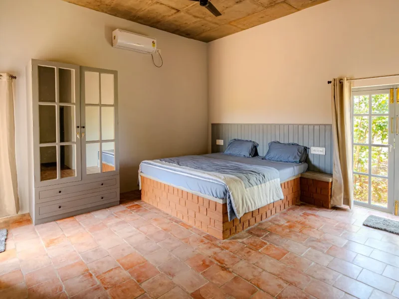 Beautiful bedroom area at Ficus cottage - Kilukka Farms